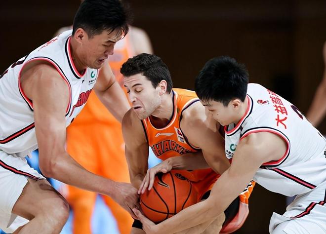 NBA总决赛赛程吃紧，阿森纳今晚豪取连胜，引发热议，年轻球员得到机会的简单介绍